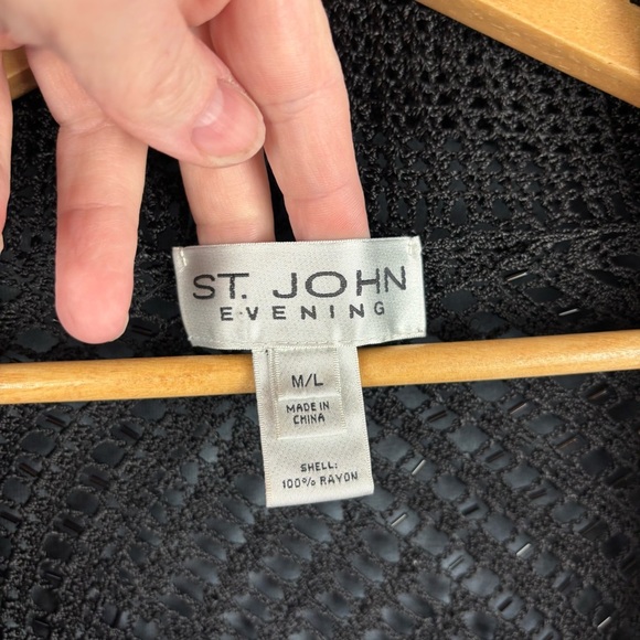 St. John Evening Elegant Black Beaded Capelet Sz M/L EUC Perfect for night out - Picture 3 of 8